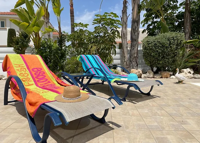 Zoe's By Turtle Bay Villa