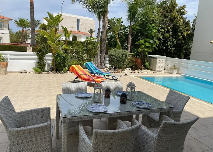 Villa Zoe's By Turtle Bay Protaras