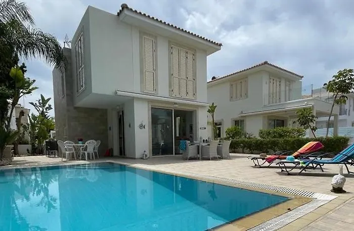 Villa Zoe's By Turtle Bay