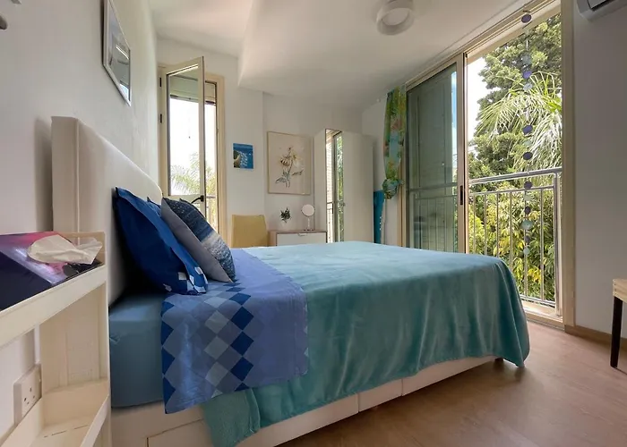 Zoe's By Turtle Bay Villa *