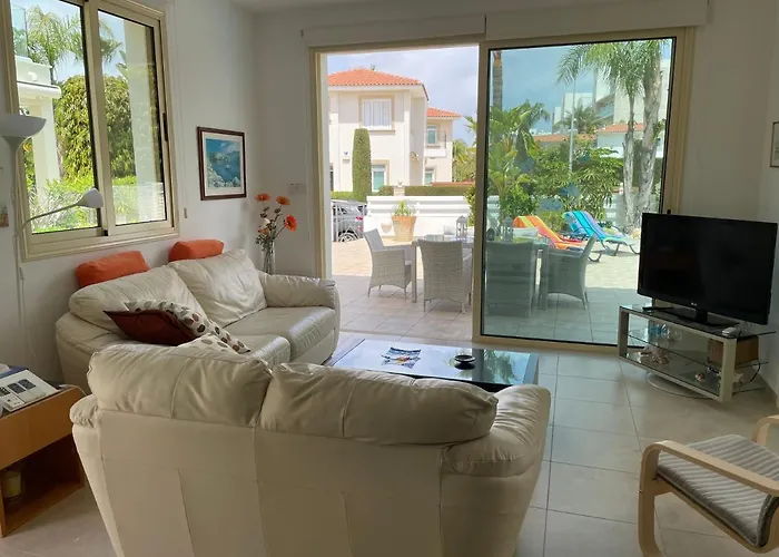 Zoe's By Turtle Bay Villa Protaras