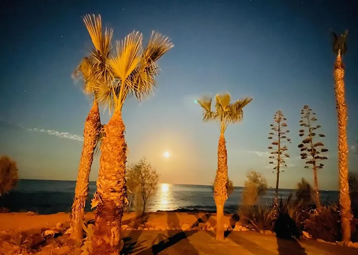 Zoe's By Turtle Bay Villa